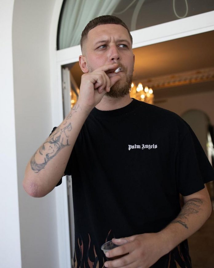 COR’S ALBUM DEBUTEERT OP NUMMER TWEE IN DE DUTCH CHARTS ALBUM TOP 100 ...